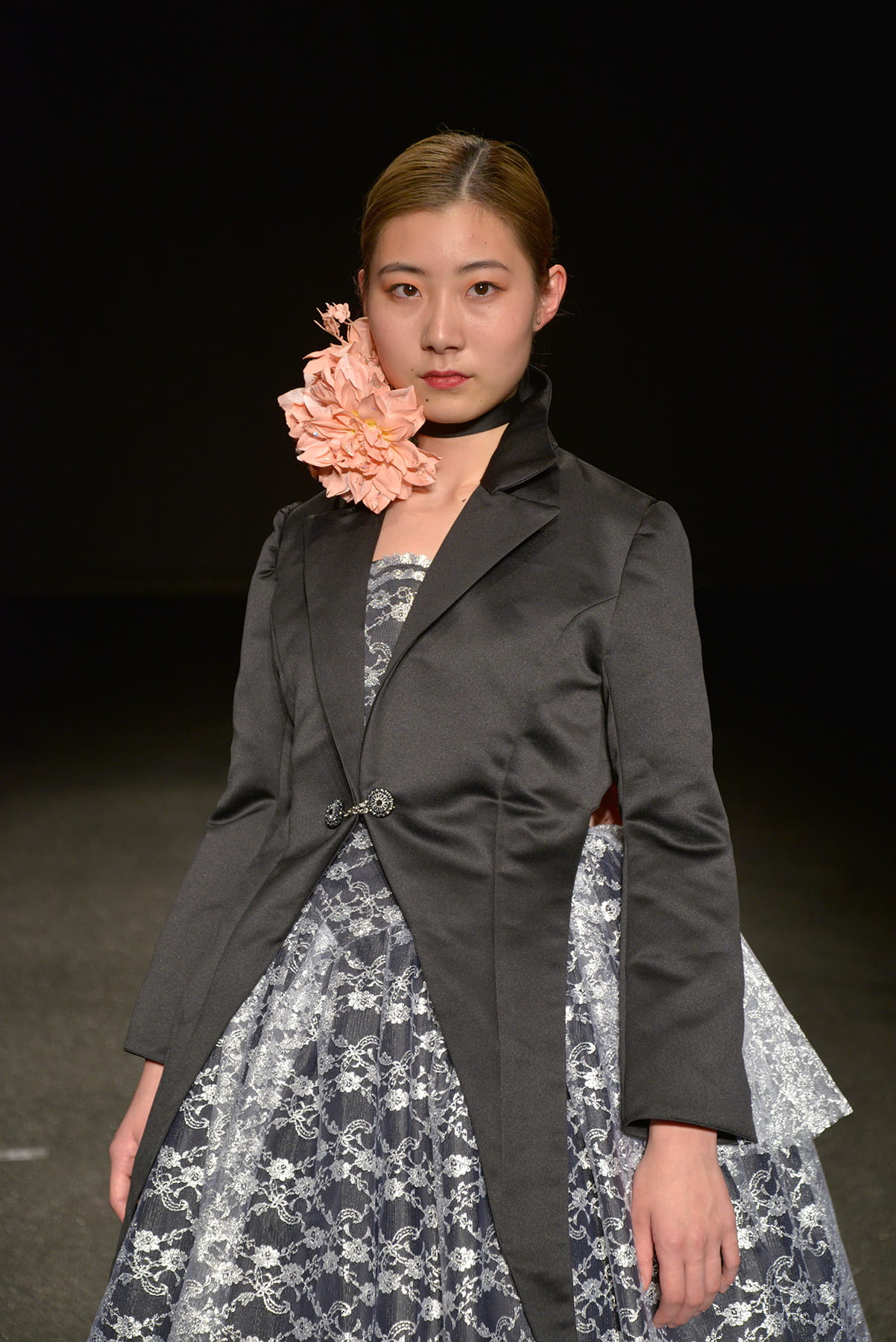 Lady - 4