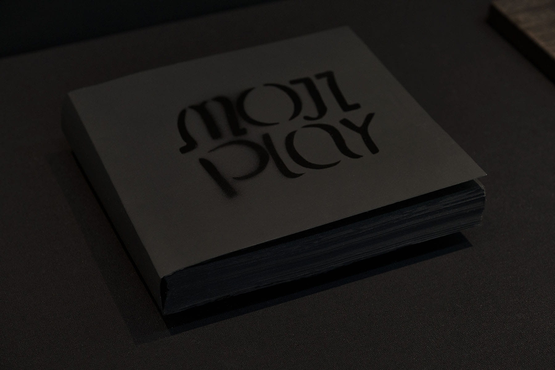 MOJIPLAY - 1