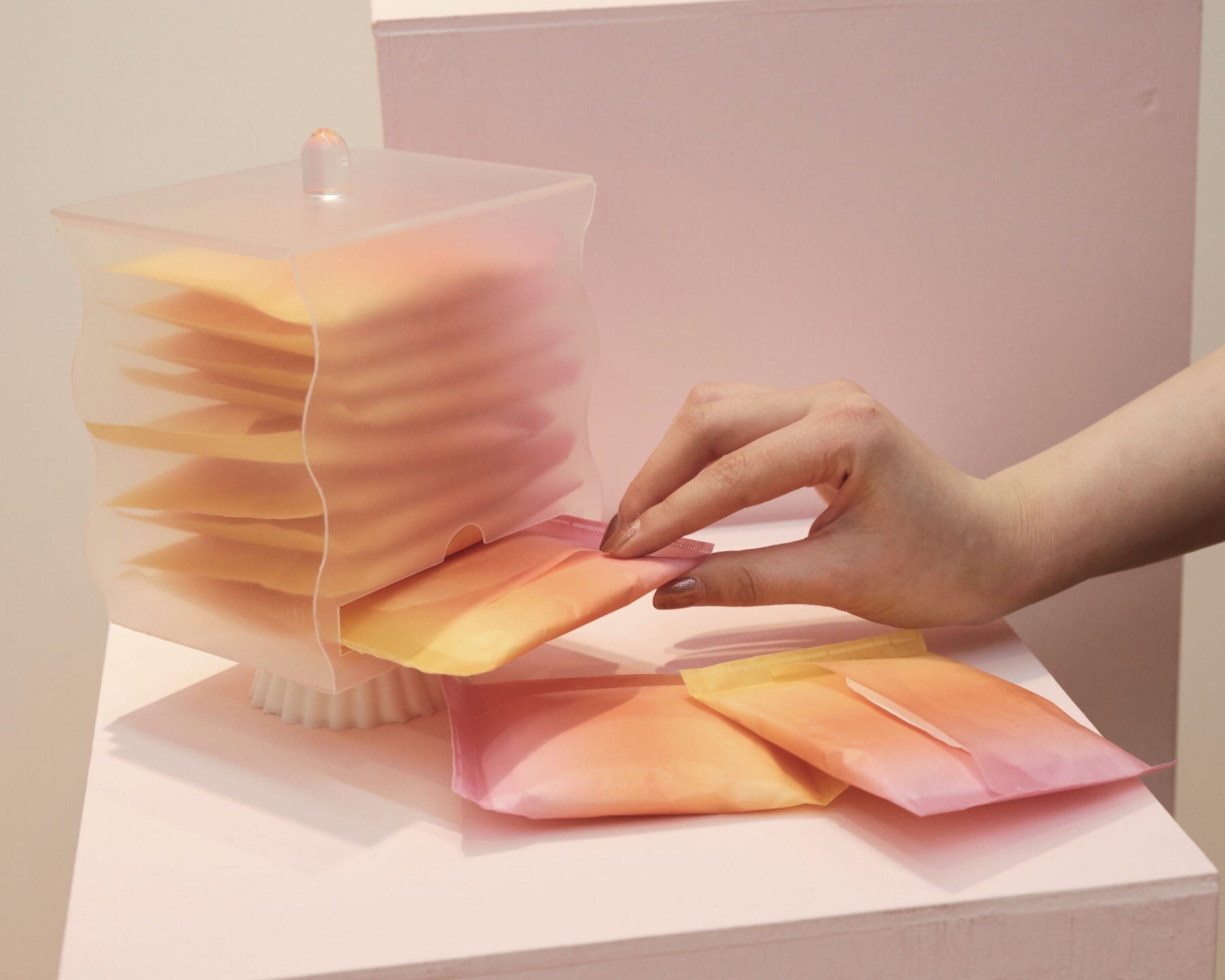 隠されない生理用品 - 3