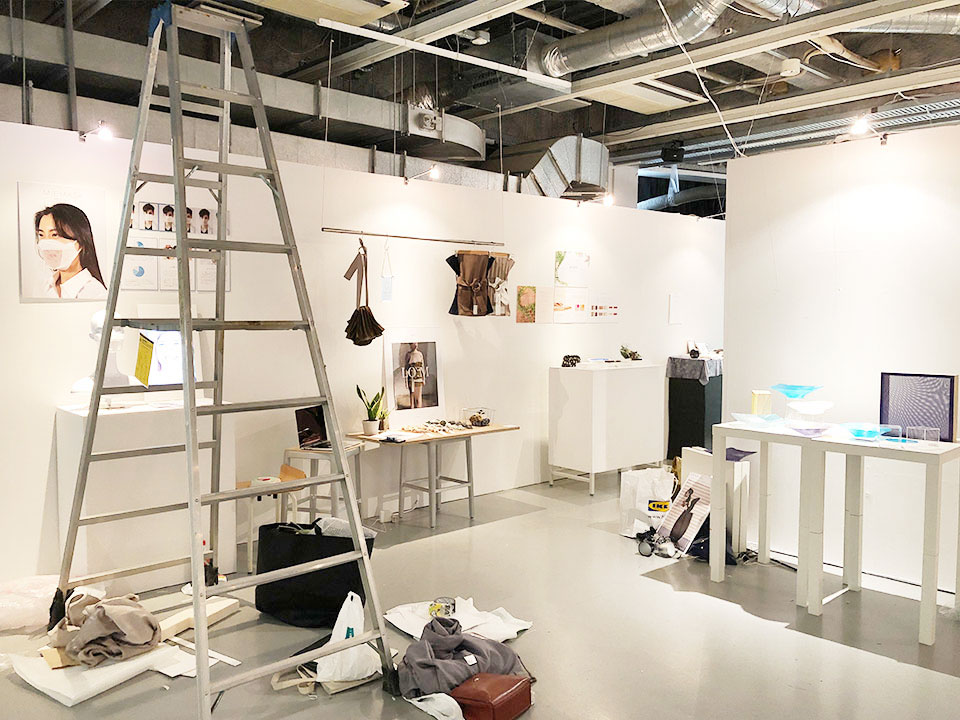 卒展　準備