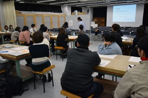 夜間レクチャー・シリーズ第３回　塩谷歩波さん02