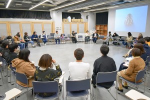 夜間レクチャー・シリーズ第４回　鈴木智晴さん01