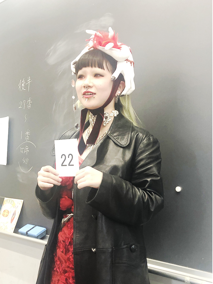 基礎デザイン　ファッションデザイン03