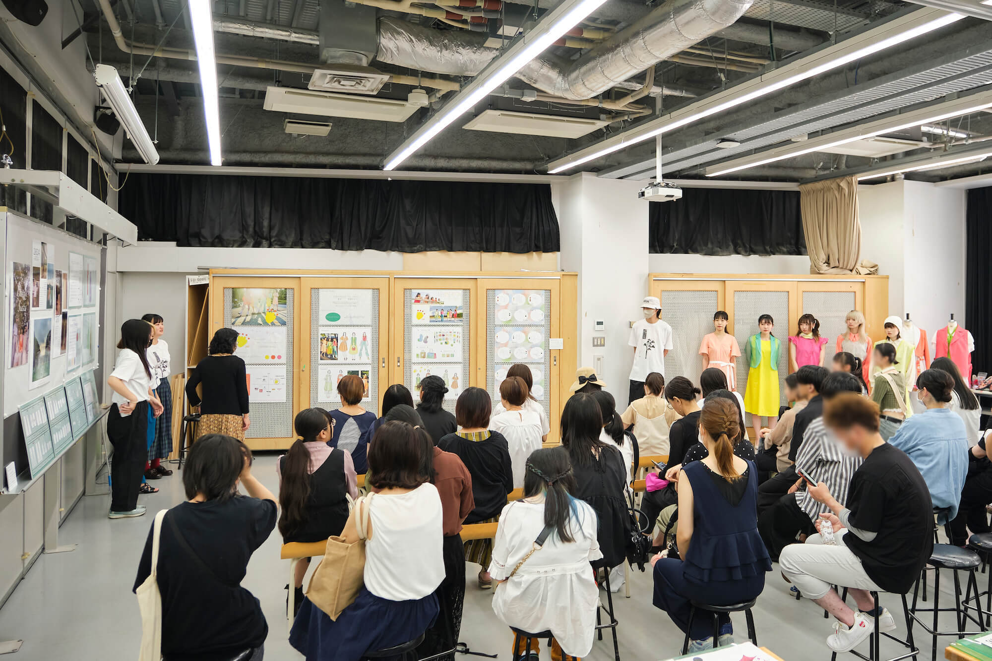 ファッションデザイン分野