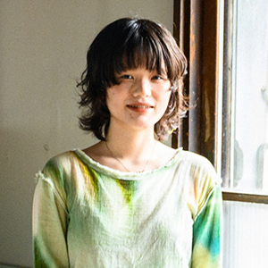 東野 桃子